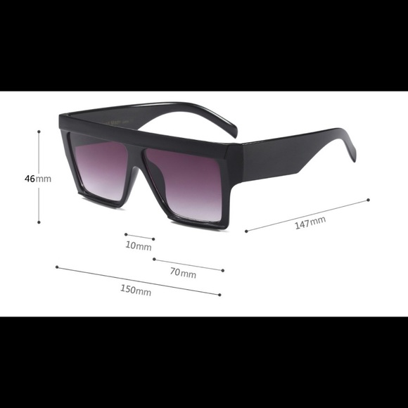 BLACK OVERSIZED FUTURISTIC SUNGLASSES - Picture 5 of 5